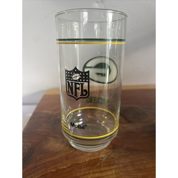 Green Bay Packers NFL MOBIL Company Promo Glass‎ LN Condition Ship Fast - Picture 2 of 3